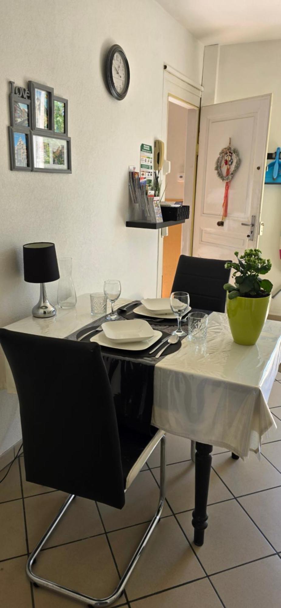 Apartment Avec Jardin A